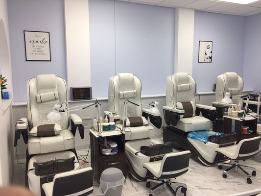 Pedicure chairs