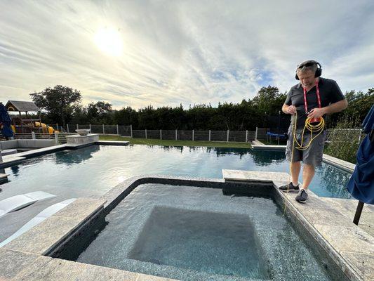 Swimming Pool Leak Detection