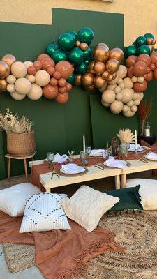 Intimate Friendsgiving! Picnic set ups available for 2-8 people!