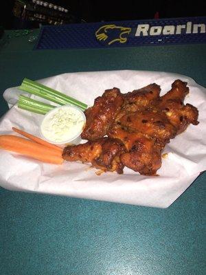 Buffalo wings with blue cheese So delicious