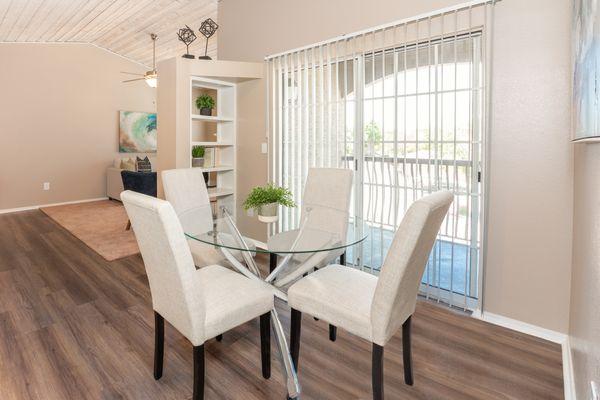 Dining room at Estates on Frankford