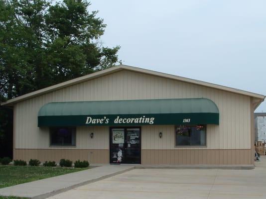 Dave's decorating center