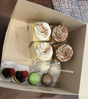 Sample box with tarts we thought we ordered