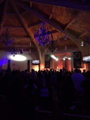 Awesome night of praise and worship led by Derek Johnson of Jesus Culture