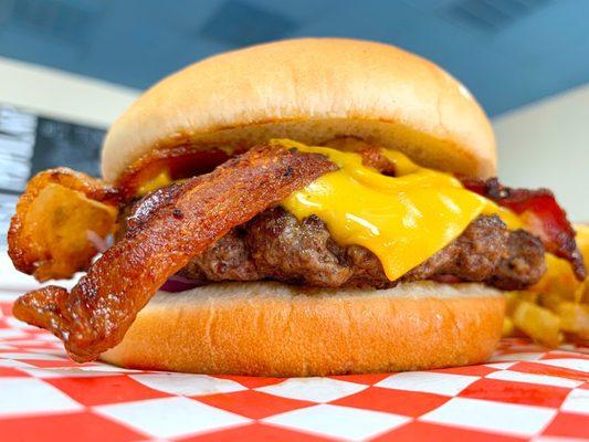 Bacon Cheeseburger