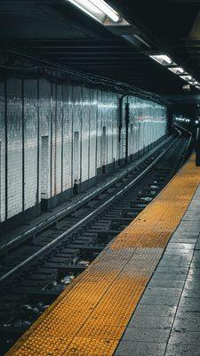 Subway platform