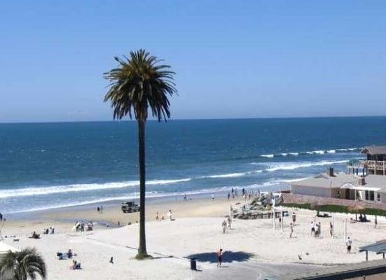 Moonlight State Beach our next door neighbor. Gather your family and friends and walk to the beach!!!