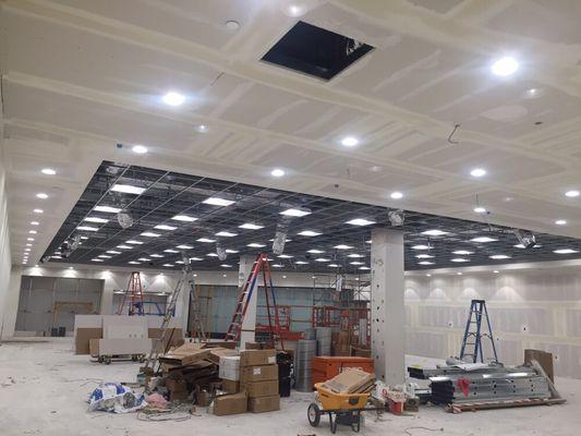 All new 277V LED lighting in Modesto, Ca.