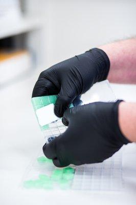 Preparing a compounded lozenge for an individual patient