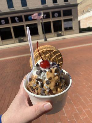 The Grand sundae (regular)