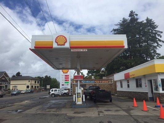 Pacific City Shell & Grocery