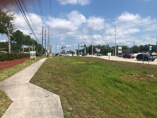 Street View from US1 Looking North