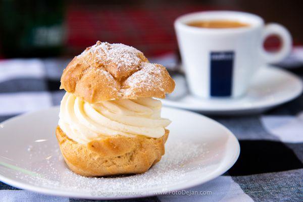 Sweets & Desserts - Cream Puffs "Princes Krofna"