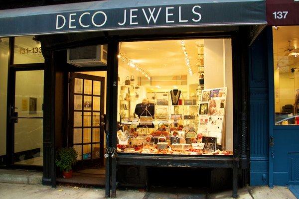 Deco Jewels