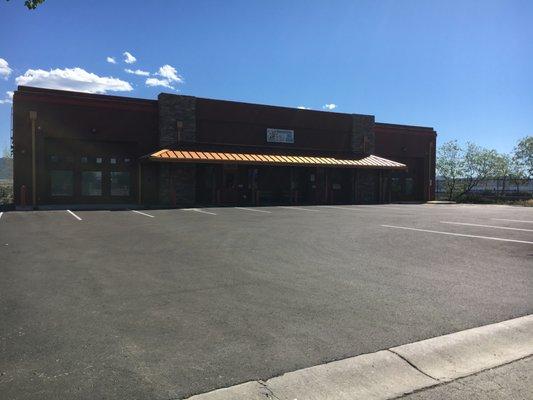 Prescott Valley Pet Clinic gets a new parking lot