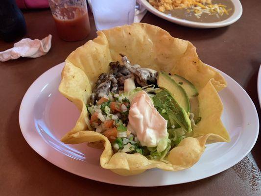 Carne asada taco salad