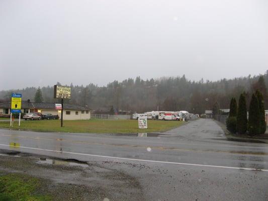 Mountain View Self Storage Self Storage and RV and Boat Storage in the Orting area.