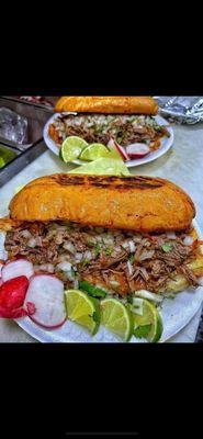 Torta de birria