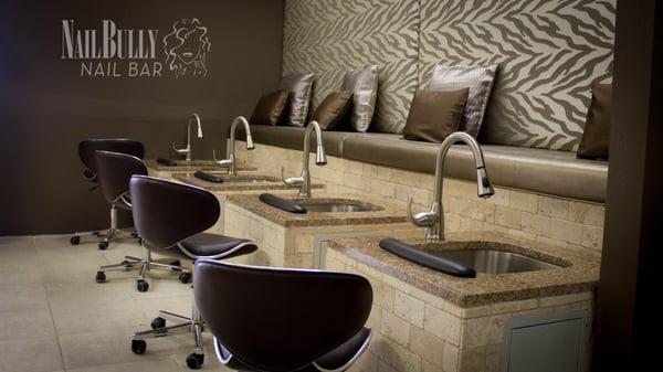 NailBully Nail Bar Pedicure Bench