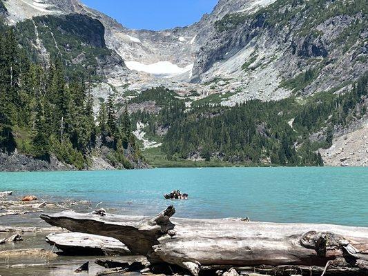 The glacier running fall into the lake