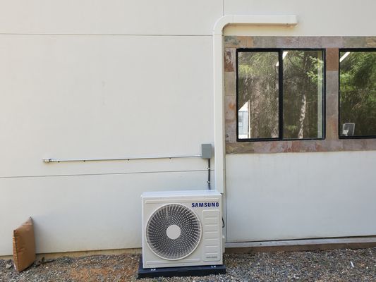 Ductless heatpump system