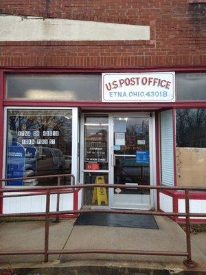 Don't let the humble facade fool you...this is a full-service post office. The only one in the rapidly-growing area.