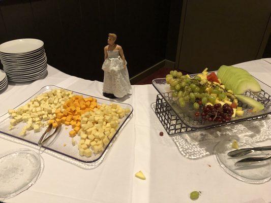 Coca Mesa's drag brunch - cheese and fruit station