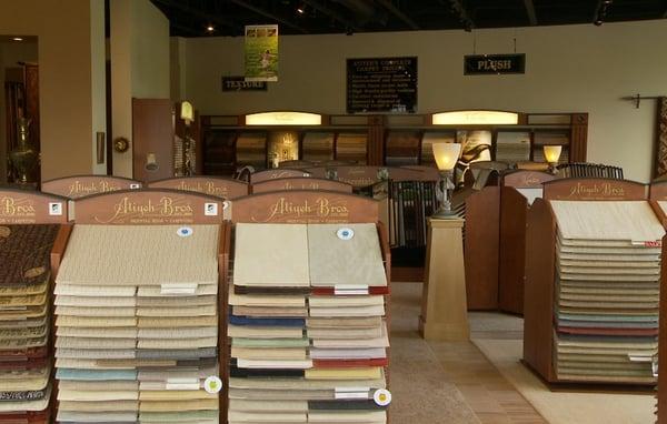 Tigard Showroom: Wall-to-Wall carpeting