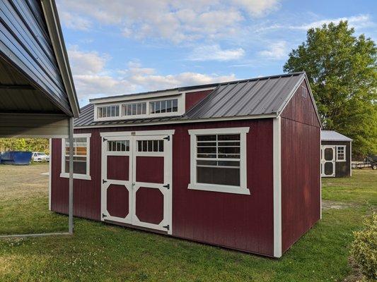 Georges , Barns , Tires , Metal Buildings