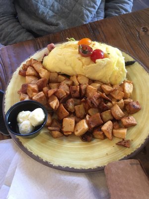 Omelette with potatoes