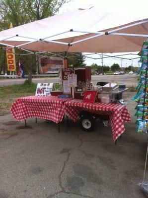 Full service Food Cart with the biggest and best Hot Dogs and Italian Sausages around