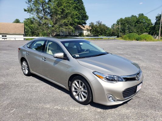 2014 Toyota Avalon washed, buffed, and coated with a 1 year ceramic coating.