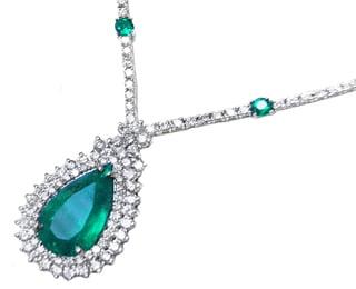 Natural Colombian emerald necklace 18k white gold http://www.emeraldsandjewelry.com/necklaces1.html