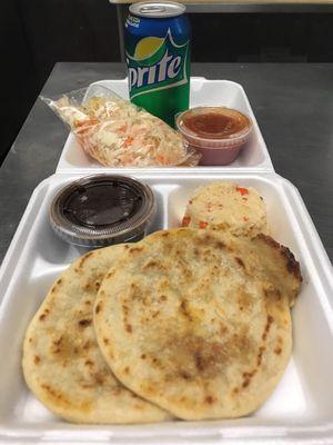 Lunch yummy lunch pupusas plate Monday - Friday