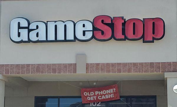 Game Stop is getting into the used phone business