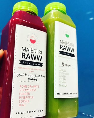 Cod pressed juices #pomegrant #pinrapple #plantbased kale ginger lemon celery sorrel.