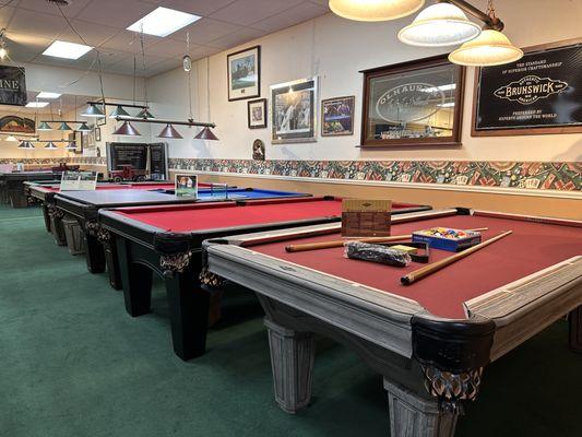 Pool tables from Brunswick and Olhausen, professionally delivered and installed