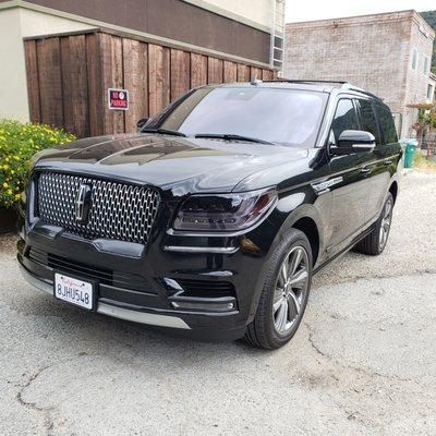 This 2019 Navigator received a chrome delete and tinted headlights