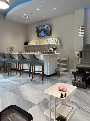 Essense Nails Spa