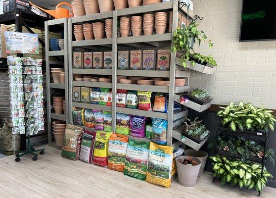 GrowGoods Garden Supply