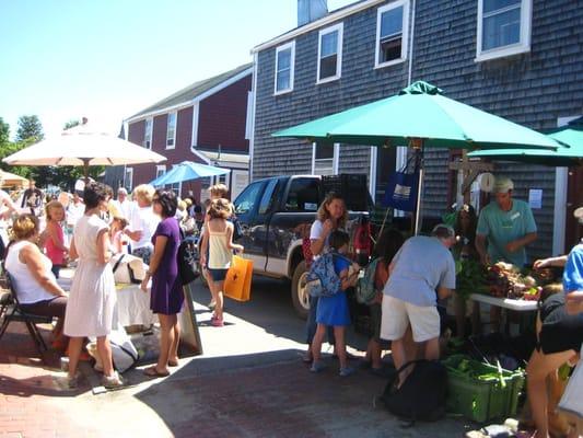 The Sustainable Nantucket Farmers and Artisans Market