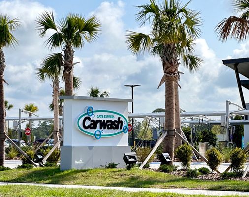 Summer *‿* is officially here! Hot and sticky afternoon at 90 calls for a good wash n' dry @ #GateExpressCarWash-Ponte Vedra