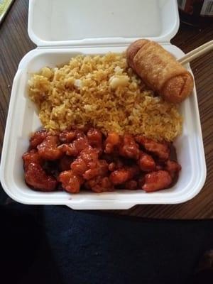 Lunch portion General tso chicken