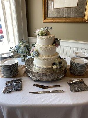 Wedding Cake Flowers