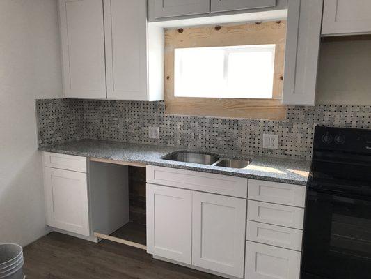 Kitchen backsplash