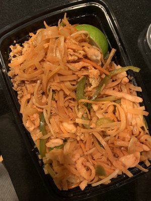 . N2. Chicken Pad Thai