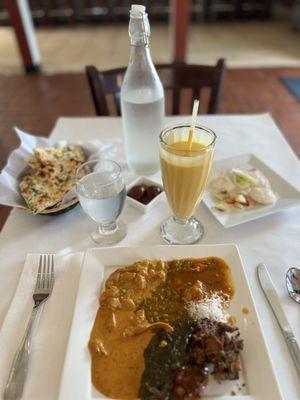 Delicious lunch buffet. They are only open until 3 for lunch. They reopen at 5. Very clean with pleasing Indian music.