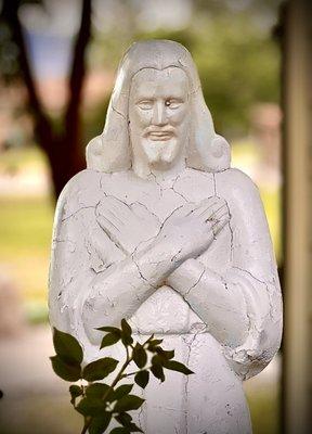 Supplication Jesus outside the church...