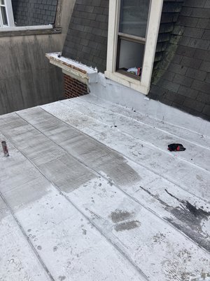 Metal roof sealing