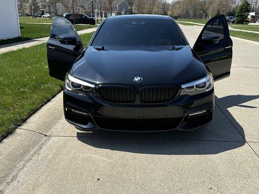 A nice BMW shining after a detail!